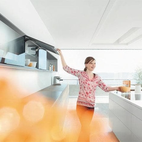 Herrajes (Trabajos de Muebles de Cocina Marcial, S.A.L.)