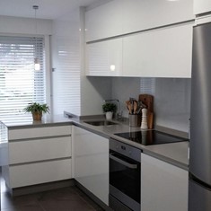 FORMICA SILESTONE GRIS Y BLANCO 2