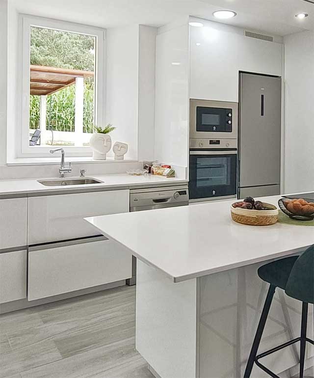 Contacte con Muebles de Cocina Marcial